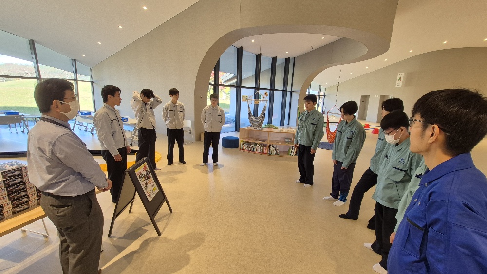 20251102_085816_resized